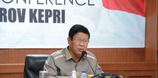 Cuaca Ekstrim, Gubernur Isdianto Siagakan Petugas Untuk Evakuasi Warga Gubernur Kepri, Isdianto