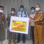 Terkonfirmasi Positif Covid-19, Tim Gugus Tugas Menutup Sementara Salah Satu Perusahaan di Kota Metro SatPol PP dan Poksek Metro Pusat Kota Metro, menutup perusahaan Leasing.