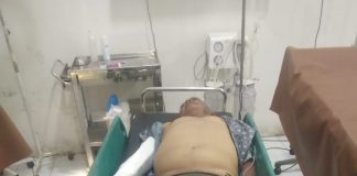 Pengendara Sepeda Motor Tanpa Plat Ditabrak Mobil Dinas Pendidikan Kota Medan Korban Tabrakan Sepeda Motor Dengan Kendaraan Roda empat Milik dinas pendidikan kota medan