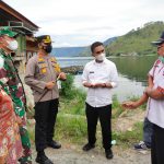 Penertiban Keramba Jaring Apung oleh Bupati dan Wakil Bupati Karo di Kawasan Danau Toba Penertiban Keramba Jaring Apung oleh Bupati dan Wakil Bupati Karo
