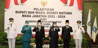 Wali Kota Batam Hadiri Pelantikan Bupati dan Wabup Natuna Wali Kota Batam Hadiri Pelantikan Bupati dan Wabup Natuna