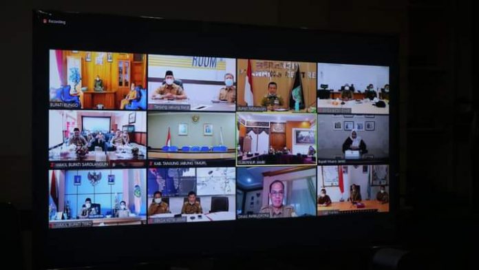 Wabup Tanjab Barat Melaksanakan Rapat Secara Virtual Tentang Pemenfaatan Lahan Kawasan Eks Milik Pemerintah Provinsi Jambi Wabup Tanjab Barat Melaksanakan Rapat Secara Virtual Tentang Pemenfaatan Lahan Kawasan Eks Milik Pemerintah Provinsi Jambi