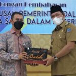 Wabup Tanjab Barat Membuka Secara Resmi Kegiatan Sosialisasi Bersama Kementerian Dalam Negeri Wabup Tanjab Barat Membuka Secara Resmi Kegiatan Sosialisasi Bersama Kementerian Dalam Negeri
