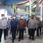 Kapolda Kepri Dampingi Menteri Perhubungan Tinjau Arus Penumpang Luar Negeri di Batam