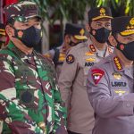 Hari Ini, Panglima TNI dan Kapolri Tinjau Vaksinasi di Madiun dan Bangkalan
