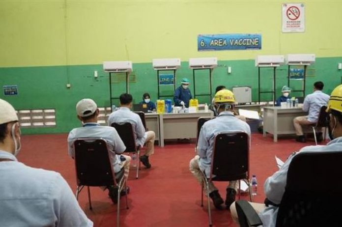 Astra Dahaitsu Motor Vaksin Karyawan dan Keluarga