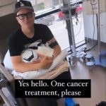 Bassis Blink-182 Mark Hoppus Menderita Sakit Kanker dan Jalani Kemoterapi