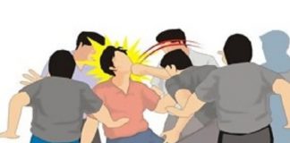 Diduga Terlibat Dalam Pengeroyokan, Dirut PDAM Makassar Diminta Mundur Foto: Ilustrasi Pengeroyokan