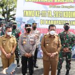 Hadiri TMMD ke-111, Kapolda Kepri Tinjau Pelaksanaan Vaksinasi di Lingga Kepala Kepolisian Daerah Kepulauan Riau, Irjen Pol. Dr. Aris Budiman bersama Gubernur Kepri, H. Ansar Ahmad menghadiri acara Pembukaan TMMD Ke-111 di Gedung Nasional Kabupaten Lingga.