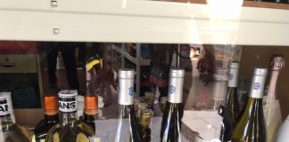 Bea Cukai Batam Amankan 31.756 Rokok dan 717,3 Liter Miras Ilegal Bea Cukai Batam Amankan 31.756 Rokok dan 717,3 Liter Miras Ilegal