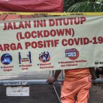 22 Warga Dinyatakan Positif Covid, Satu RT di Kayu Putih Jaktim Lockdown 22 Warga Dinyatakan Positif Covid, Satu RT di Kayu Putih Jaktim Lockdown