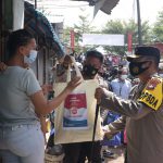 Polda Kepri Salurkan Paket Sembako kepada Masyarakat Terdampak PPKM Level 4 di Batam
