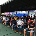 Masyarakat Jayapura Ikuti Vaksinasi yang Digelar TNI AL