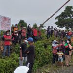 Ratusan Warga Pasang Plang di Tanah yang Dikuasainya Ratusan Warga Pasang Plang di Tanah yang Dikuasainya