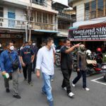 Blusukan Telusuri Kota Lama, Gubernur Bikin Tanjungpinang Makin Mempesona Gubernur Kepri H. Ansar Ahmad melakukan blusukan dengan berjalan kaki bersama beberapa anggota DPRD dan kepala OPD di sepanjang Kota Lama Tanjungpinang, Sabtu (3/4).