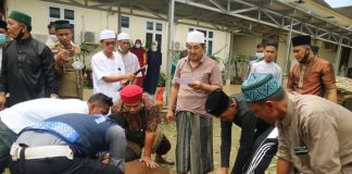 Bupati Anwar Sadat Secara Seremonial Penyembelihan Hewan Qurban Bupati Anwar Sadat melakukan penyembelihan satu ekor sapi qurban di Rumah Dinas, selasa (20/07/21).