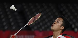 Anthony Ginting Rebut Perunggu Usai Bekuk Kevin Cordon di Olimpiade Tokyo 2020 Aksi tunggal putra Indonesia Anthony Sinisuka Ginting saat melawan Kevin Cordon dari Guatemala pada perebutan medali perunggu bulu tangkis Olimpiade Tokyo 2020 di Musashino Forest Sports Plaza di Tokyo pada 2 Agustus 2021.(AFP/ALEXANDER NEMENOV) | kompas.com