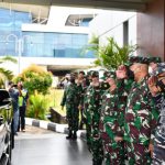 Kedatangan Pangkogabwilhan I yang Baru Disambut Wadanlantamal IV di Bandara RFH Tanjungpinang