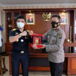 Jalin Silaturahmi, Kepala Bea Cukai Batam Kunjungi Polda Kepri Kepala Bea Cukai Batam, Ambang Priyonggo kunjungi Kepala Polda Kepualauan Riau, Irjend Pol Aris Budiman.