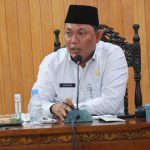 Wakil Bupati Tanjab Barat Pimpin Rapat Rencana Pembangunan Pabrik Minyak Kelapa Sawit Wakil Bupati Hairan, SH Pimpin Rapat Rencana Pembangunan Pabrik Minyak Kelapa Sawit (PMKS)