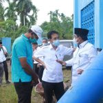 Bupati Tanjab Barat Meninjau Pergantian Kapasitas Pompa PDAM Bupati Tanjab Barat Meninjau Pergantian Kapasitas Pompa PDAM di Parit Pudin Kecamatan Pengabuan, dan PDAM Tirta Pengabuan Instalasi Pengolahan Air (IPA) Bram Itam jalan Parit Panting 2, Rabu (25/08/21).