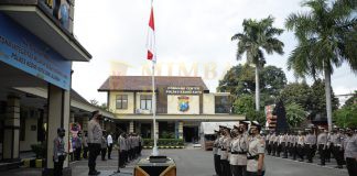 Terima Telegram dari Polda Jawa Timur Kapolres Kediri Kota AKBP Wahyudi S.I.K., M.H. Pimpin Serah Terima Jabatan Kapolres Kediri kota memimpin serah terima jabatan