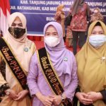 Umy Hj. Fadhilah Sadat Hadiri Pengukuhan Bunda Paud di Rumah Dinas Gubernur jambi Umy Hj. Fadhilah Sadat Hadiri Pengukuhan Bunda Paud di Rumah Dinas Gubernur jambi