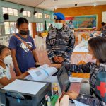 Tepis Persepsi Negatif Tentang Vaksin Covid-19, TNI AL-IPDN Sosialisasikan Manfaat Vaksin di Jayapura