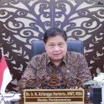 Pemerintah Lanjutkan PPKM Luar Jawa-Bali Hingga 4 Oktober, Penyesuaian Pembatasan di Level 3 Menteri Koordinator Bidang (Menko) Perekonomian Airlangga Hartarto dalam Keterangan Pers mengenai Perkembangan PPKM Terkini, di Jakarta, Senin (20/09/2021) sore.