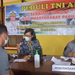 Permudah Vaksinasi Masyarakat, 7 Personil Vaksinator TNI AL X Diserbu Masyarakat Jayapura