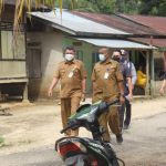 Wakil Bupati Hairan Bersama Rombongan Serahkan Bantuan Bencana Kebakaran