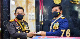 HUT ke-76 TNI, Kapolri: Sinergitas TNI-Polri Mutlak Sebagai Kekuatan Strategis Hadapi Tantangan Kapolri Jenderal Listyo Sigit Prabowo beserta keluarga besar Polri menyampaikan ucapan atas hari jadi Tentara Nasional Indonesia (TNI) ke-76, yang jatuh pada hari ini, (5/10/2021).