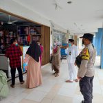 Tinjau Pencapaian Vaksinasi di Wilayah Lubuk Baja, Polsek Lubuk Baja Door to Door Data Manual