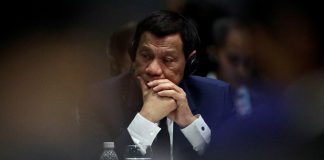 Sentimen dari Masyarakat, Presiden Rodrigo Duterte Umumkan Mundur dari Politik Presiden Filipina Rodrigo Duterte menghadiri KTT ASEAN Plus Three (APT) di Singapura, 15 November 2018 | Foto: Reuters