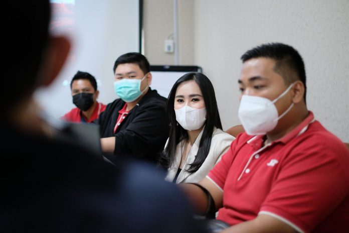 Bea Cukai Batam berikan bimbingan dan asistensi pada PT. Duta Niaga Logistik, Kamis (18/11/21). Foto: Dok Humas BC Batam