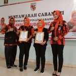 Unit Kerja dan Waka DPC Srikandi PP Terima Penghargaan dari DPW Kepri