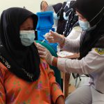 Tim Vaksinasi Mobil Gurindam 12 Korem 033/WP Kodim 0317/TBK Gelar Vaksinasi Door to Door