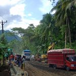 Terjadi Kemacetan Panjang di Jalan Trans Sulawesi Bolangmongondo