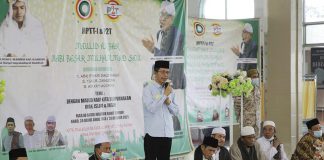 Batam Kota Zona Hijau Covid-19, Amsakar : Tetap Protokol Kesehatan Wakil Wali Kota Batam, Amsakar Achmad saat menghadiri Peringatan Maulid Nabi di Villa Pesona Asri Masjid An Nur, Batam, Sabtu (30/10/2021) (Foto: Humas)