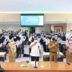 Sekda Minta CPNS Harus Memahami Undang-undang ASN Sekda Batam Jefridin bersama CPNS, Selasa (2/11/2021) Fot: Humas