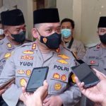 Jelang Nataru Polresta Kediri Akan Rakor dengan Forkopimda Kapolres kediri AKBP Wahyudi usai mendampingi dan melakukan pengawalan kegiatan di kampus IAI Tribakti Kediri, Kamis (18/11/2021) (Foto: Biro Kediri)