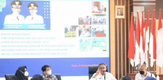 Pemko Batam Jamin Pasokan Sembako Sekretaris Daerah (Sekda) Kota Batam, Jefridin Hamid saat rapat Tim Pengendali Inflasi Daerah (TPID) Kota Batam, Rabu (8/12/2021)