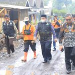 Batam Serahkan Bantuan Rp 500 Juta untuk Korban Semeru