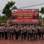 Kapolres Bintan AKBP Tidar Wulung Dahono Pimpin Upacara Kenaikan Pangkat Personil