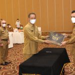 Serahkan DPA 2022 Kepada OPD, Gubernur Ansar: Harus Percepat Penyerapan Anggaran