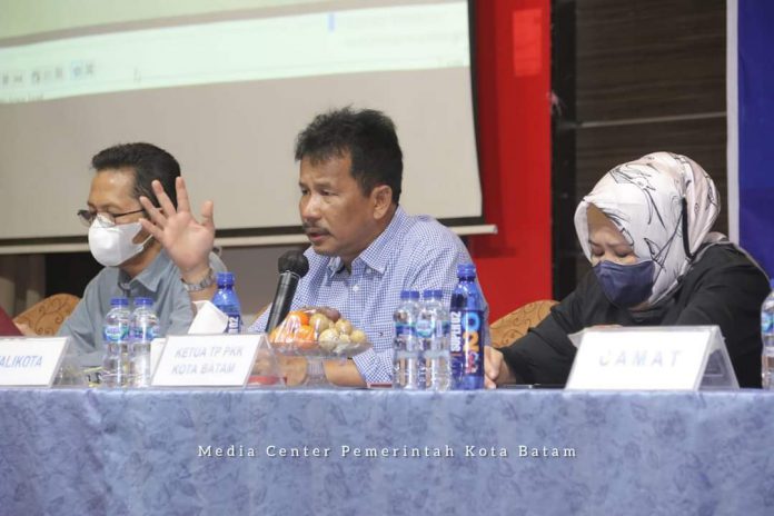 Wali Kota Batam, H Muhammad Rudi dan Wakil Wali Kota Batam, Amsakar Achmad. (Foto: Diskominfo Batam)