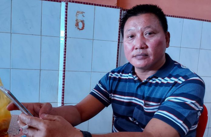 Anggota DPRD Bintan, Tarmizi saat diwawancarai awak media, Sabtu (29/1). Foto: Cra/Media Sejahtera Group