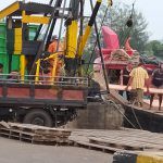 Aktivitas Bahan Baku Ilegal Berkedok Legal Bebas Loading di Pelabuhan Umum Lingga