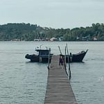 Polisi Diduga Amankan Dua Kapal Bermuatan Kayu Ilegal di Laut Lingga