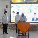 Gubernur Ansar Serahkan Bantuan Hibah Keagaaman &SK PTK Non ASN di Kabupaten Lingga